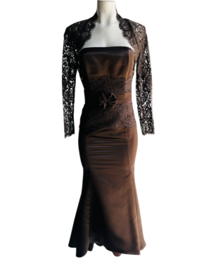 Vestido corte sirena con esencia romántica