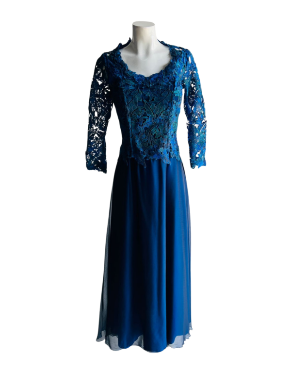 Vestido con aura de elegancia