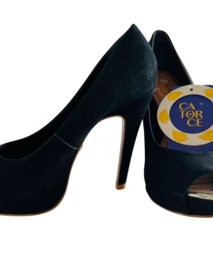 Zapatos de punta abierta