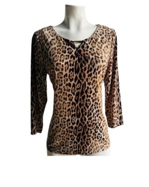 Blusa ligera y encanto sutil