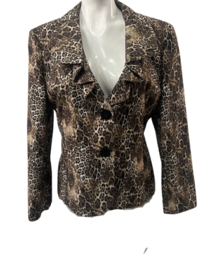 Chaqueta con sofistiación fluida