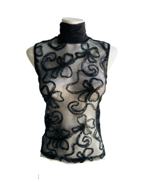 Blusa transparente romántica
