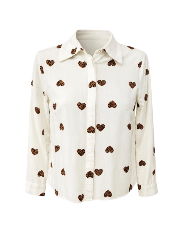 Blusa formal, divertida y una dosis de encanto.