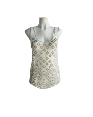 Blusa con pedrería bordada