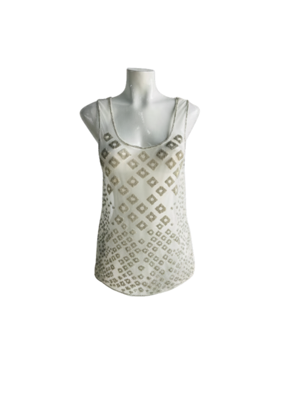 Blusa con pedrería bordada