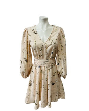 Vestido con aire suave y encantador