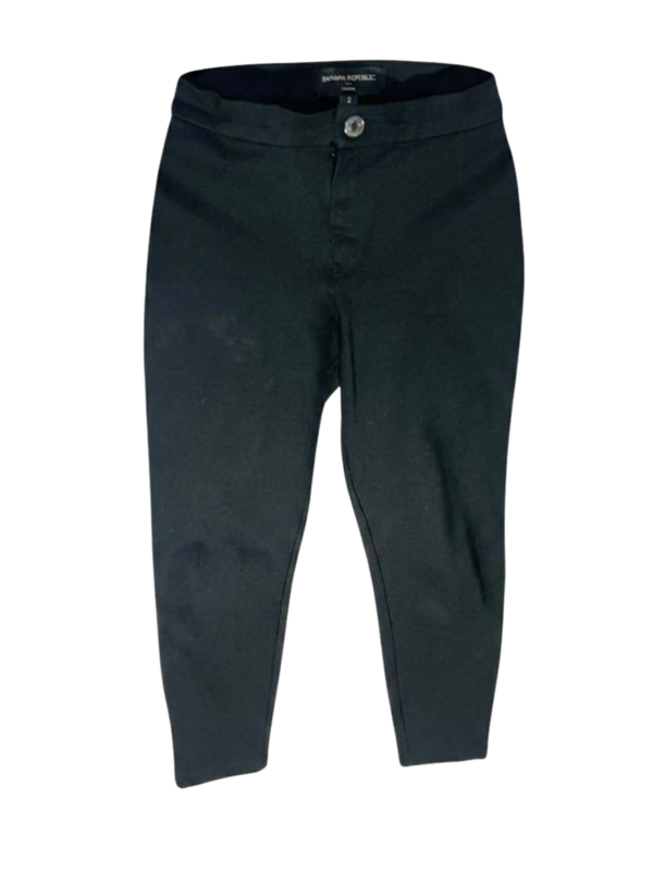 Pantalón de estilo minimalista y cómodo