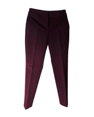 Pantalón de corte atemporal con puro encanto sofisticado