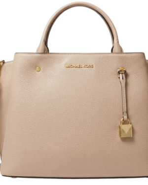 Cartera con encanto suave transmite armonía y complementa la elegancia