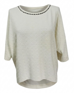 Blusa con textura elegante y serena