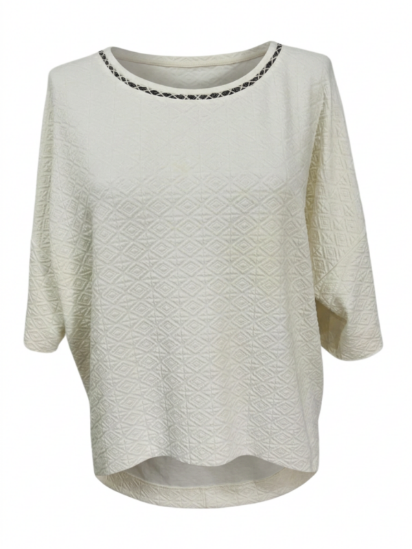 Blusa con textura elegante y serena