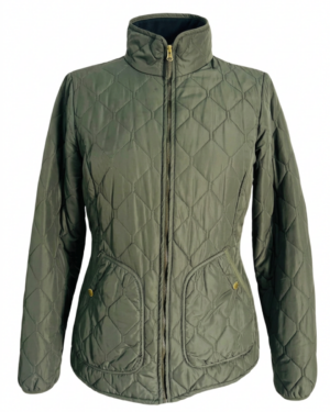 Chaqueta abrigada que estiliza con sutileza