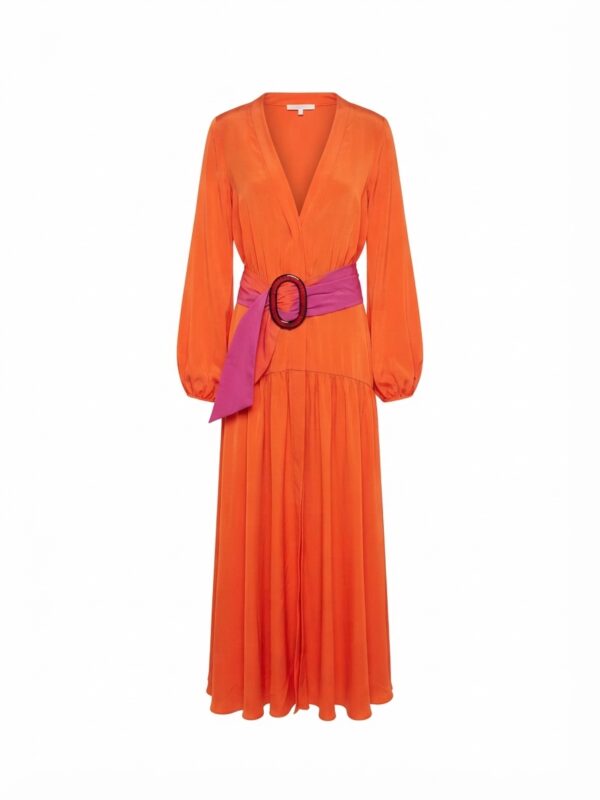 Vestido delicado e inolvidable al mirar.